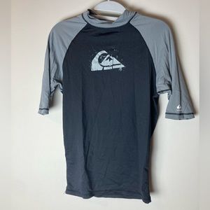 Quicksilver rashguard